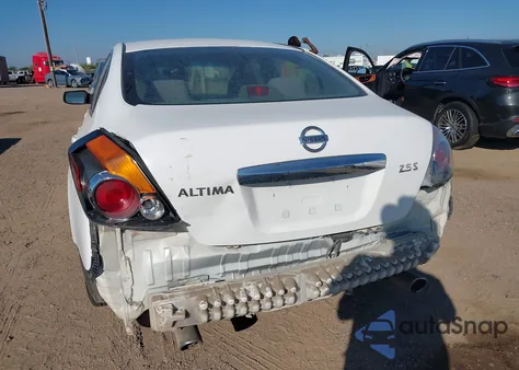 2011 Nissan Altima 2.5 S z USA, uszkodzony, nr VIN 1N4AL2AP7BN452431